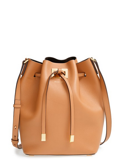 What is a Bucket Bag? 5 Important Details