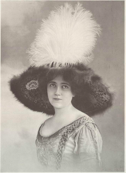 Murderous Millinery: A brief look at the fashion for feathered hats in the  early 20th century – CASSIDY ZACHARY